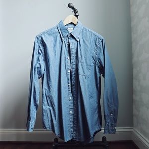 Brooks Brothers Regent Fit Button-down Classic Light Blue Chambray Sport Shirt
